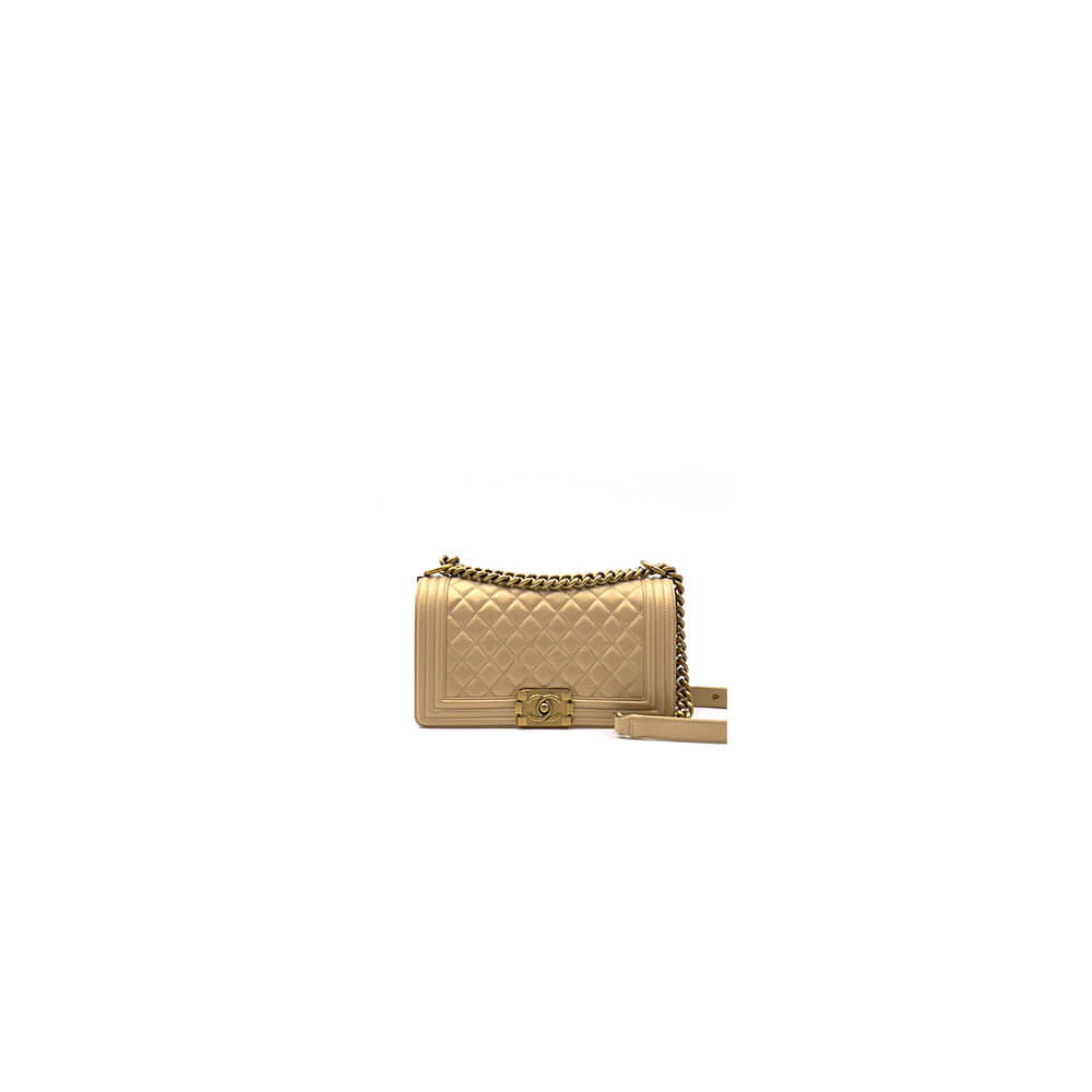 BOY CHANEL Handbag (high-end grade)