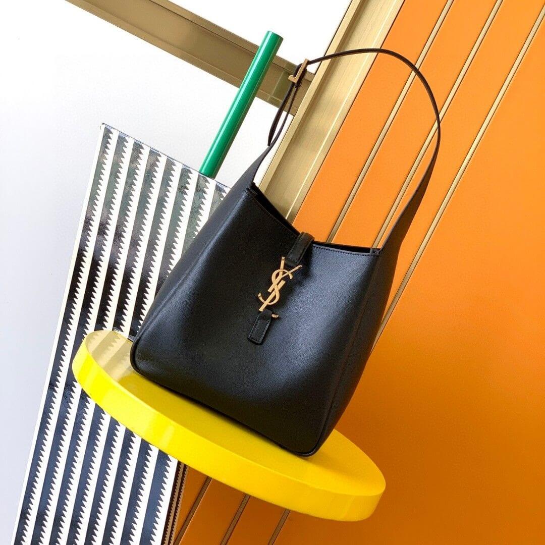 Black YSL LE 5 A 7 supple SMALL IN GRAINED LEATHER - Image 2