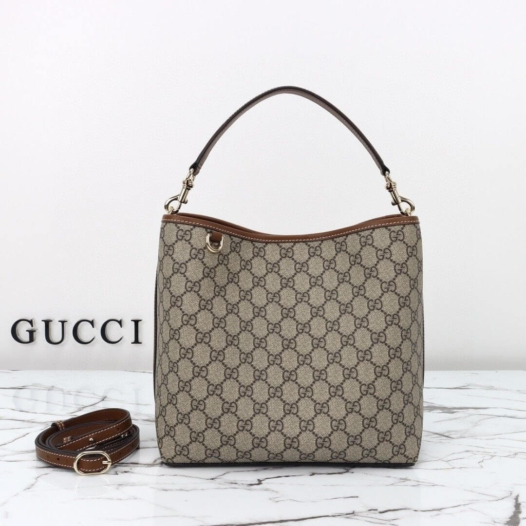 GG Emblem small shoulder bag - Image 2