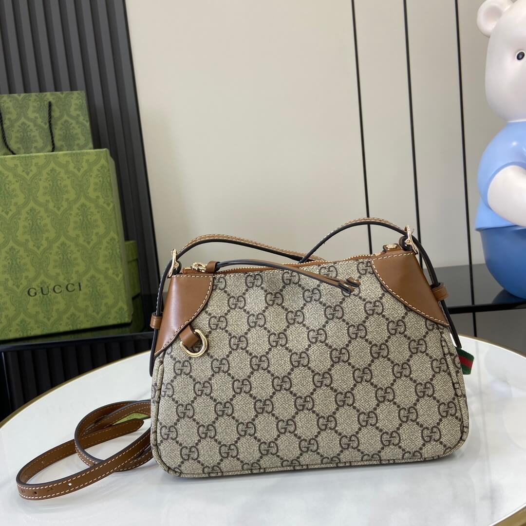 GG Emblem small shoulder bag - Image 2