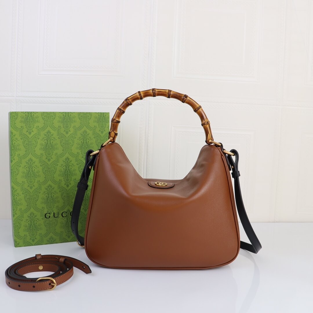 Gucci Diana Medium Shoulder Bag - Image 2