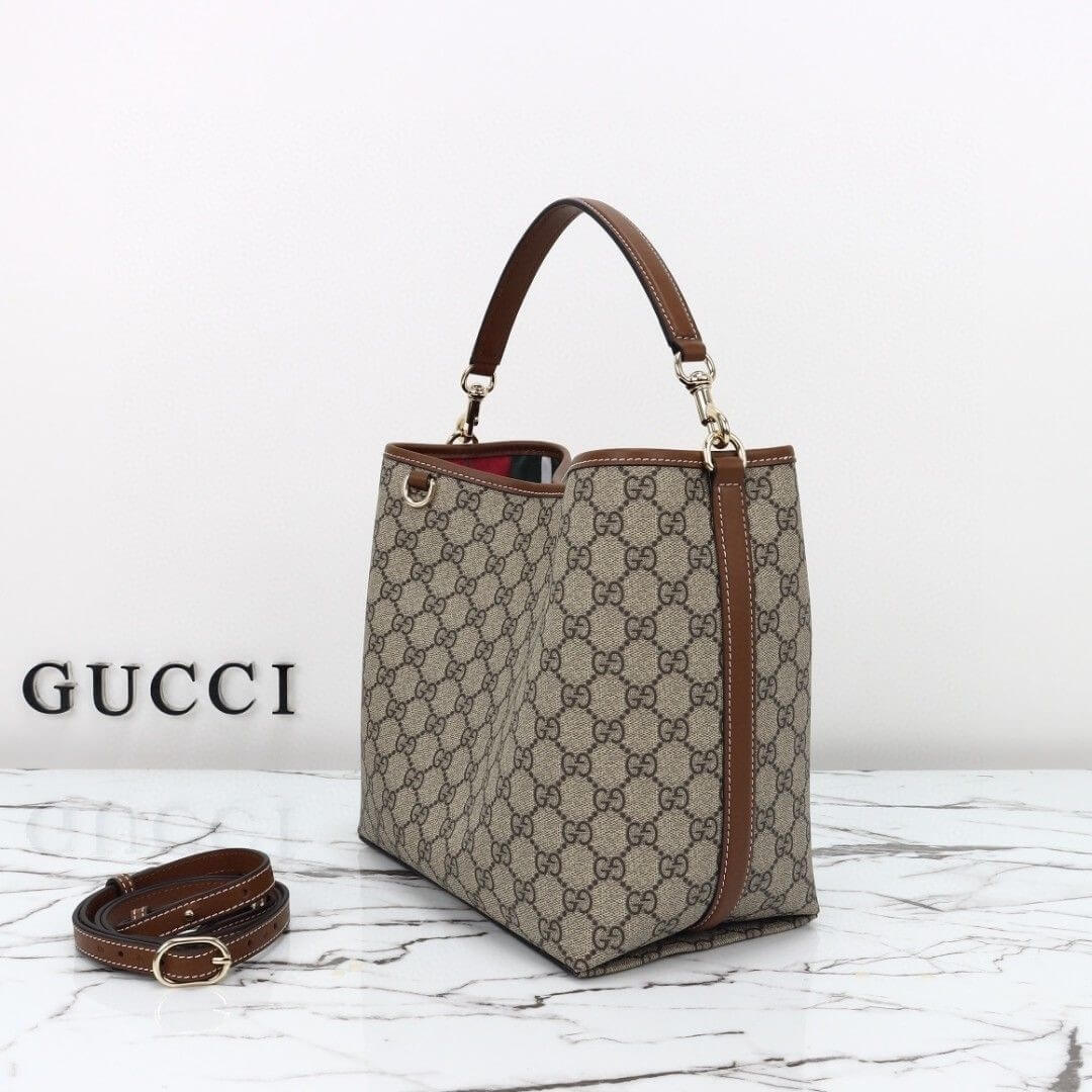GG Emblem small shoulder bag - Image 3