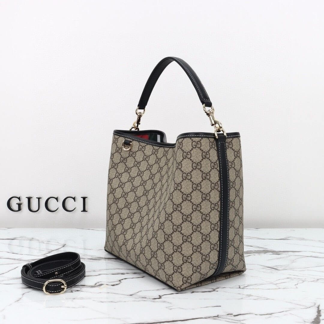 GG Emblem small shoulder bag - Image 3