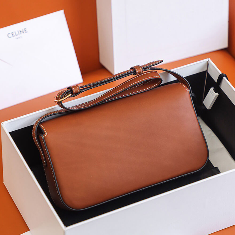 CELINE TRIOMPHE SHOULDER BAG - Image 3