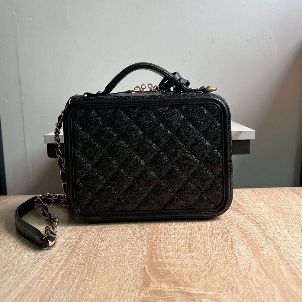 Chanel Medium Filigree Makeup Case - Image 4