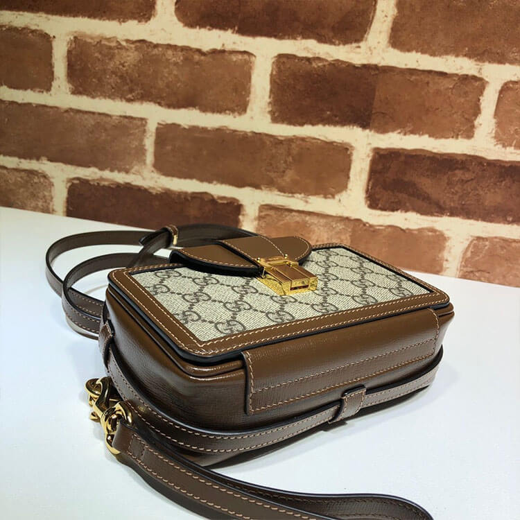 Gucci GG Mini Bag With Clasp Closure - Image 5