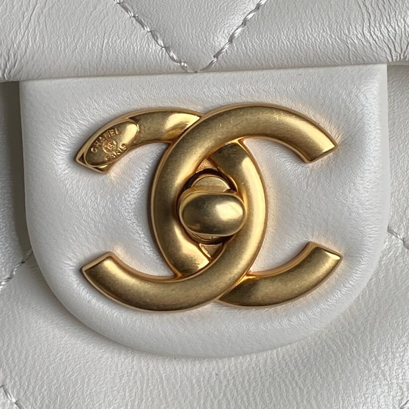 White Chanel Shopping Bag (high-end grade) - Image 5