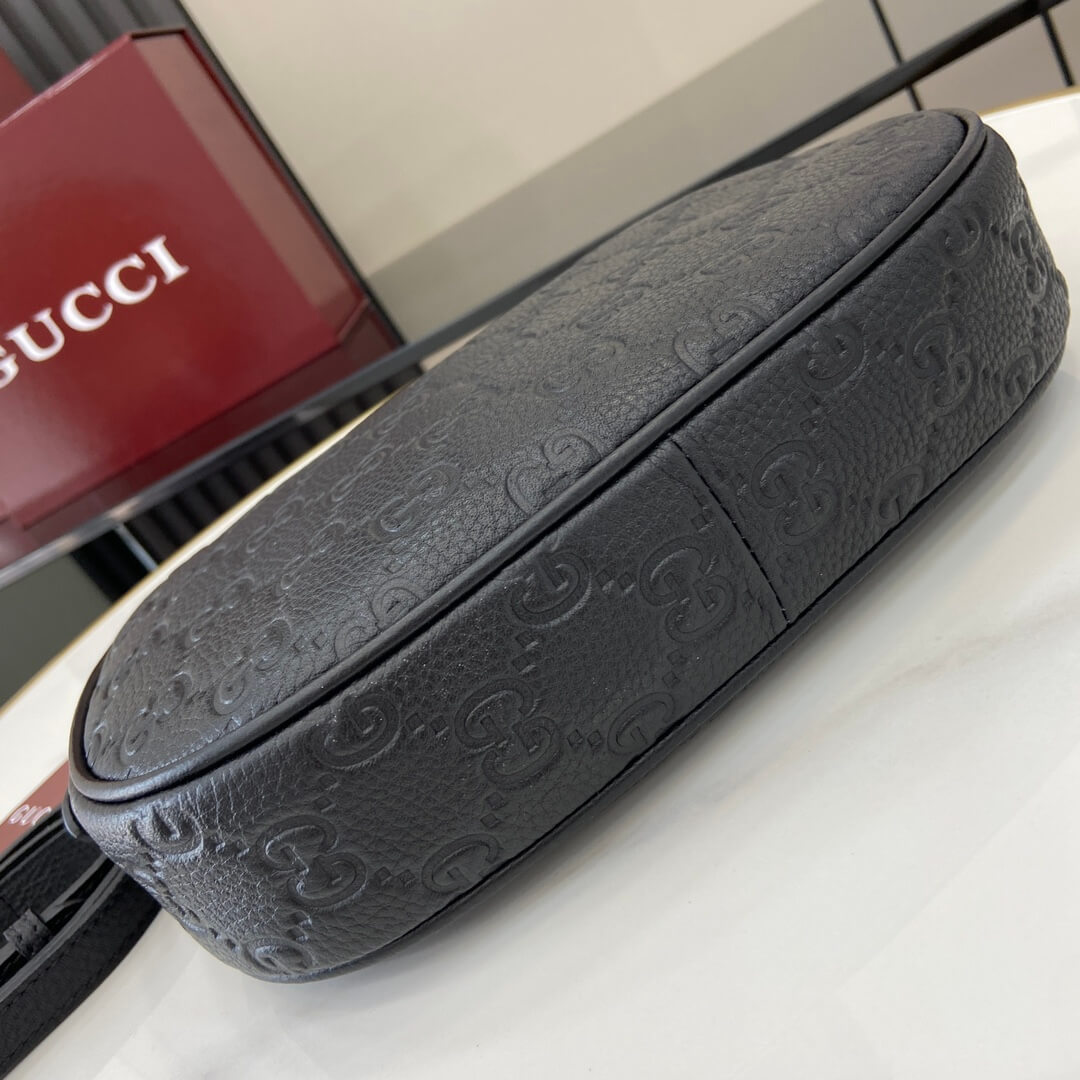 GG Emblem small shoulder bag - Image 5