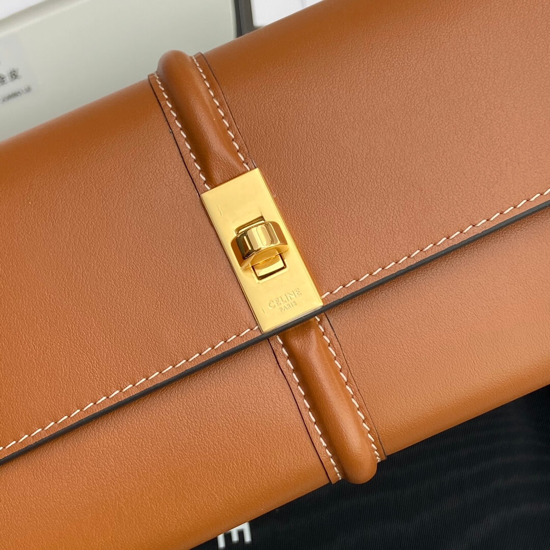 CELINE 16 Large Wallet in Shiny Calf Leather - Image 6