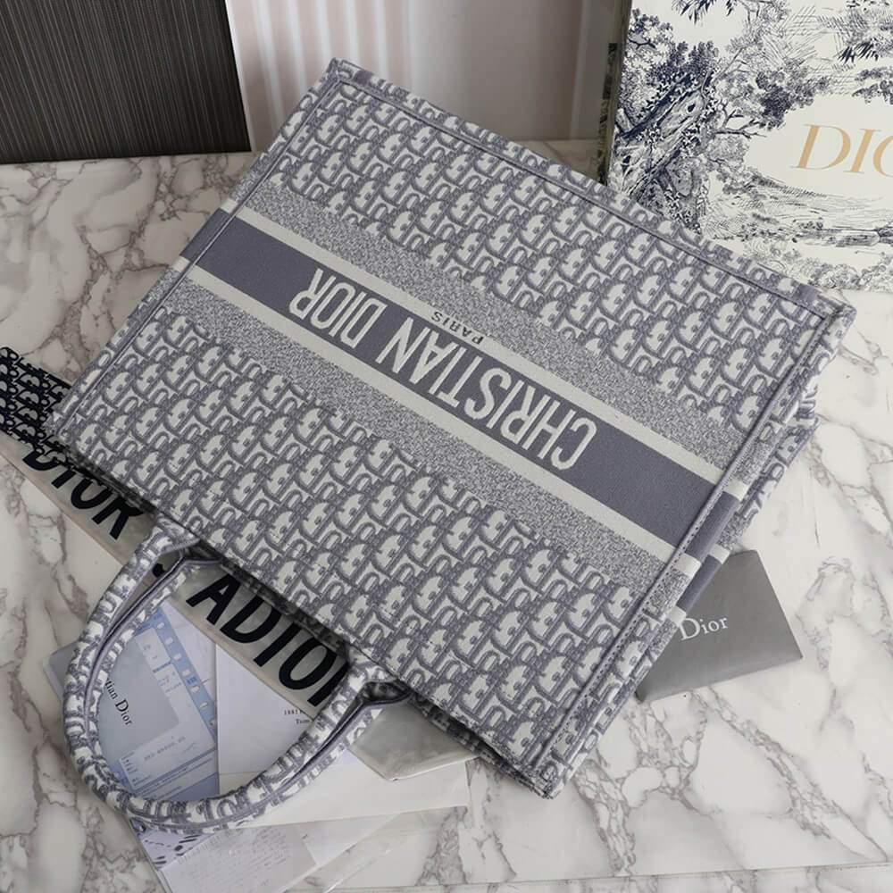 LARGE DIOR BOOK TOTE - Image 6