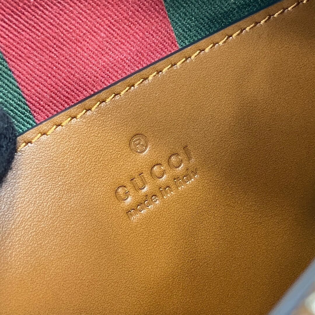 GG Emblem small shoulder bag - Image 7