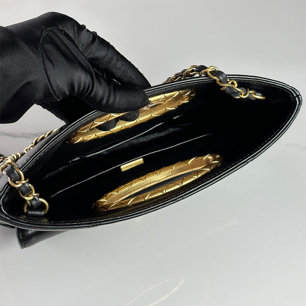 Chanel Clutch (high-end grade) - Image 8